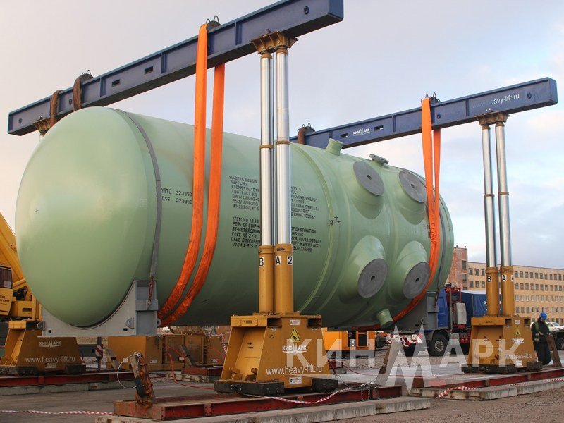 Delivery of a reactor vessel