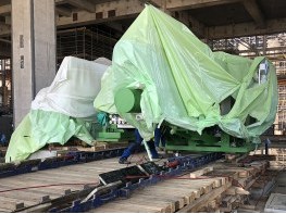 Перемещение установки по производству полиэтилена 